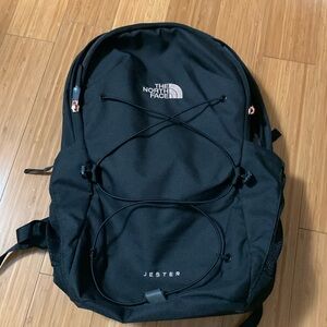 North face Jester Backpack Almost perfect condition